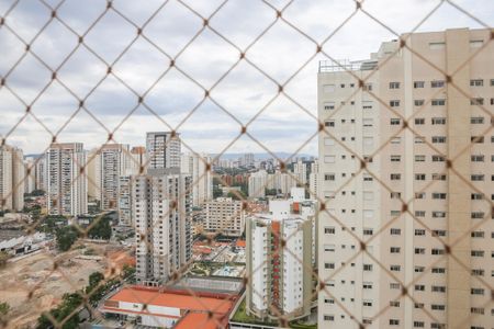Apartamento à venda com 210m², 3 quartos e 2 vagasVista da Suíte 2