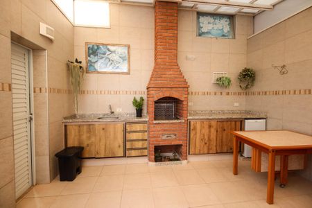 Apartamento à venda com 134m², 3 quartos e 2 vagasChurrasqueira