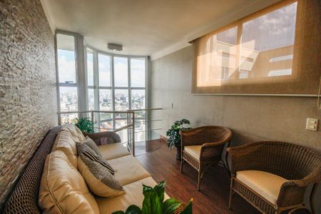 Apartamento à venda com 134m², 3 quartos e 2 vagasQuarto de serviço