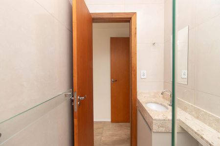 Casa à venda com 100m², 3 quartos e 2 vagasBanheiro da Suíte