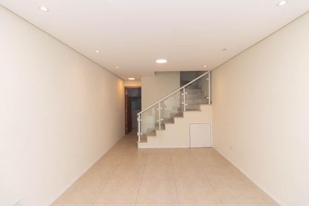 Casa à venda com 100m², 3 quartos e 2 vagasSala