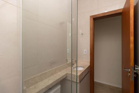 Casa à venda com 100m², 3 quartos e 2 vagasBanheiro Social