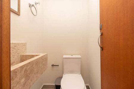 Casa à venda com 100m², 3 quartos e 2 vagasLavabo