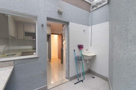 Casa à venda com 100m², 3 quartos e 2 vagasÁrea de Serviço