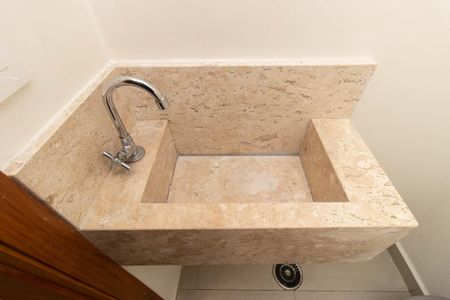 Casa à venda com 100m², 3 quartos e 2 vagasLavabo