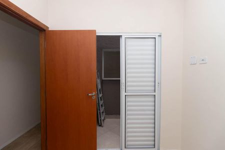 Casa à venda com 100m², 3 quartos e 2 vagasQuarto 2