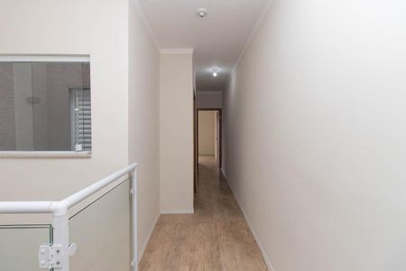 Casa à venda com 100m², 3 quartos e 2 vagasEscada