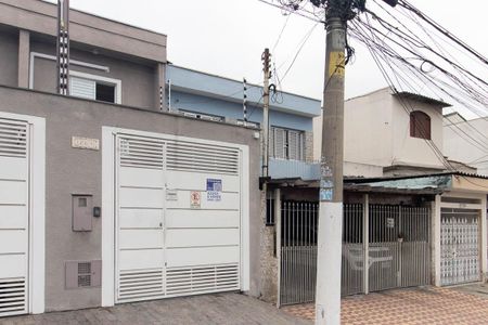 Casa à venda com 100m², 3 quartos e 2 vagasFachada