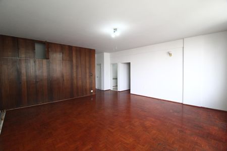 Apartamento para alugar com 158m², 3 quartos e sem vagaSala