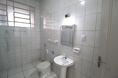 Apartamento para alugar com 158m², 3 quartos e sem vagaBanheiro da Suíte