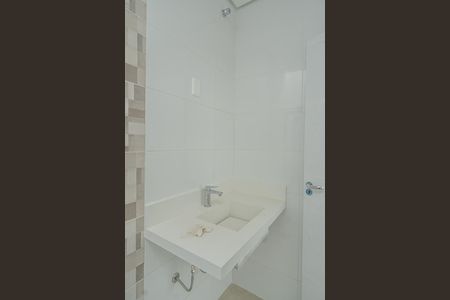 Casa de condomínio à venda com 115m², 3 quartos e 2 vagasBanheiro Suíte