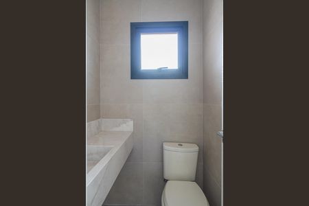 Casa de condomínio à venda com 115m², 3 quartos e 2 vagasLavabo