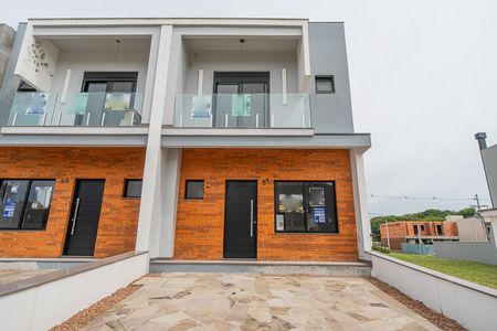 Casa de condomínio à venda com 115m², 3 quartos e 2 vagas Casa de condomínio à venda com 115m², 3 quartos e 2 vagasFachada