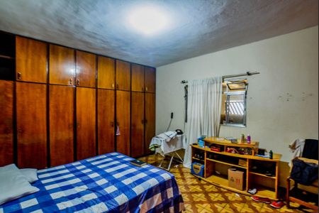 Casa à venda com 240m², 2 quartos e 2 vagasQuarto 1