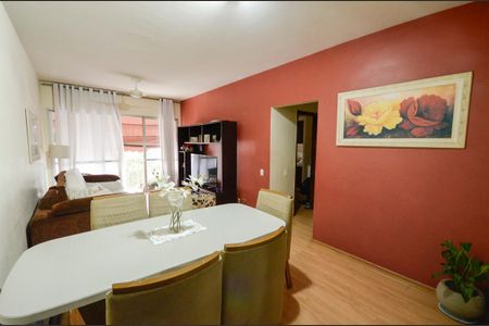 Apartamento à venda com 77m², 3 quartos e 1 vagaSala