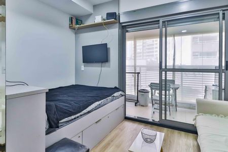 Studio à venda com 26m², 1 quarto e sem vaga Studio à venda com 26m², 1 quarto e sem vagaStudio - Quarto e Cozinha