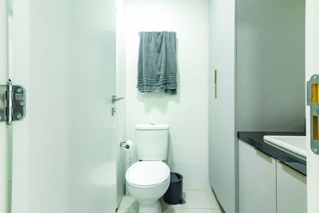 Studio à venda com 26m², 1 quarto e sem vaga Studio à venda com 26m², 1 quarto e sem vagaBanheiro