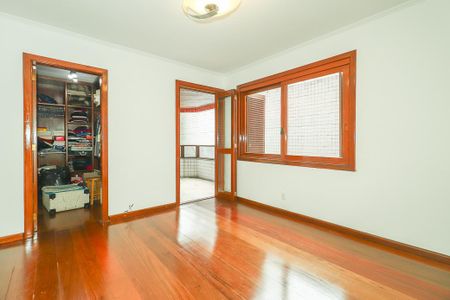 Apartamento à venda com 237m², 3 quartos e 2 vagasQuarto Suíte