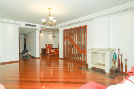 Apartamento à venda com 237m², 3 quartos e 2 vagasSala