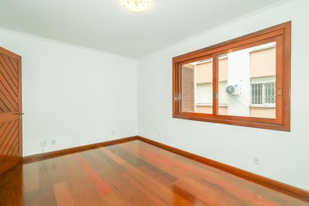 Apartamento à venda com 237m², 3 quartos e 2 vagasQuarto Suíte 2