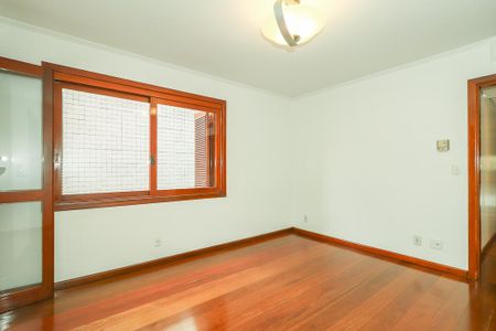 Apartamento à venda com 237m², 3 quartos e 2 vagasQuarto Suíte