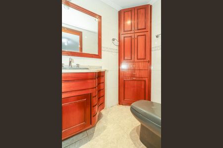 Apartamento à venda com 237m², 3 quartos e 2 vagasBanheiro da Suíte 3