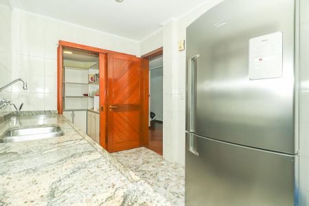 Apartamento à venda com 237m², 3 quartos e 2 vagasCozinha