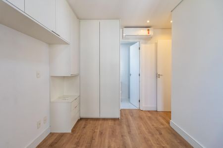 Apartamento para alugar com 75m², 2 quartos e 2 vagas Apartamento para alugar com 75m², 2 quartos e 2 vagasSuíte