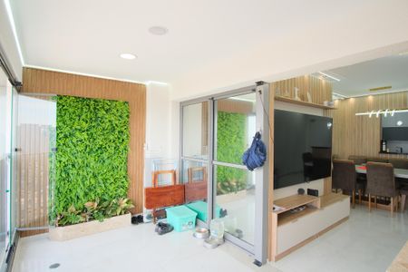 Apartamento à venda com 80m², 3 quartos e 1 vagaVaranda