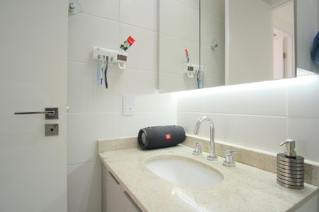 Apartamento à venda com 80m², 3 quartos e 1 vagaBanheiro Social