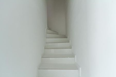 Casa à venda com 148m², 3 quartos e 2 vagasEscada