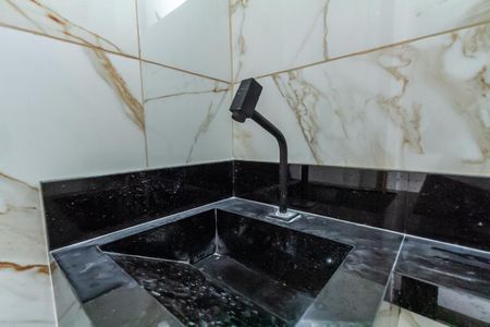 Casa à venda com 148m², 3 quartos e 2 vagasLavabo