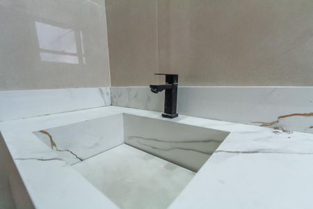 Casa à venda com 148m², 3 quartos e 2 vagasBanheiro da Suíte