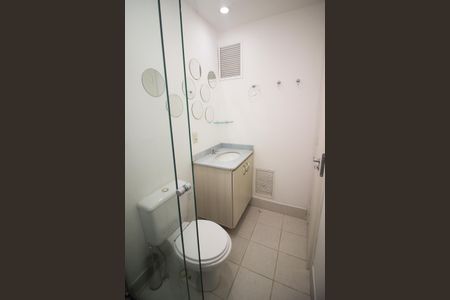 Apartamento à venda com 67m², 2 quartos e 1 vagaBanheiro Social