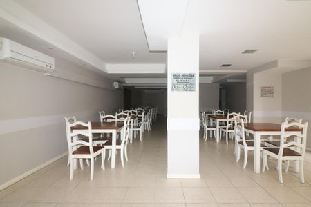 Apartamento à venda com 67m², 2 quartos e 1 vagaÁrea comum - Salão de festas 2