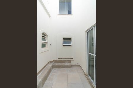Casa de condomínio para alugar com 49m², 1 quarto e sem vaga Casa de condomínio para alugar com 49m², 1 quarto e sem vagaÁrea de Serviço