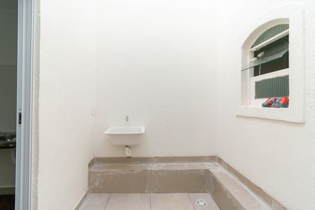 Casa de condomínio para alugar com 49m², 1 quarto e sem vaga Casa de condomínio para alugar com 49m², 1 quarto e sem vagaÁrea de Serviço