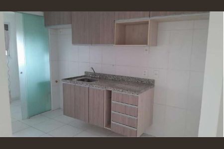 Apartamento à venda com 76m², 2 quartos e 2 vagasFoto 01