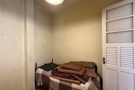 Apartamento para alugar com 237m², 3 quartos e sem vagaQuarto de Serviço