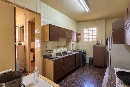 Apartamento para alugar com 237m², 3 quartos e sem vagaCozinha