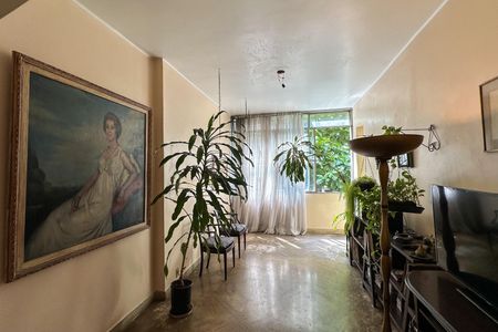 Apartamento para alugar com 237m², 3 quartos e sem vagaSala