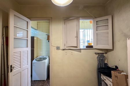Apartamento para alugar com 237m², 3 quartos e sem vagaQuarto de Serviço