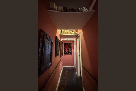 Apartamento para alugar com 237m², 3 quartos e sem vagaCorredor