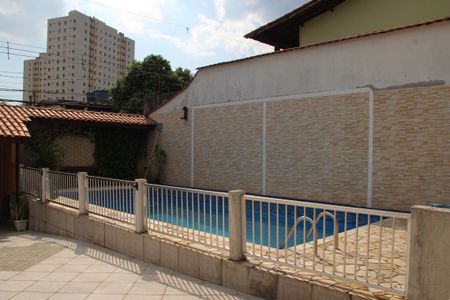 Casa à venda com 250m², 3 quartos e 6 vagasGaragem / Piscina