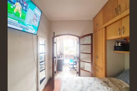 Casa à venda com 250m², 3 quartos e 6 vagas Casa à venda com 250m², 3 quartos e 6 vagasQuarto 1