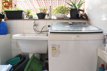 Casa à venda com 250m², 3 quartos e 6 vagasÁrea de Serviço