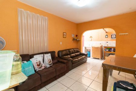 Casa à venda com 132m², 3 quartos e 2 vagasEdícula