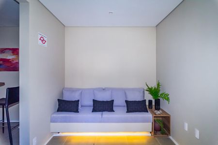 Apartamento para alugar com 32m², 2 quartos e sem vaga Apartamento para alugar com 32m², 2 quartos e sem vagaÁrea comum - Salão de festas