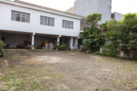 Casa à venda com 500m², 5 quartos e 5 vagas Casa à venda com 500m², 5 quartos e 5 vagasGaragem