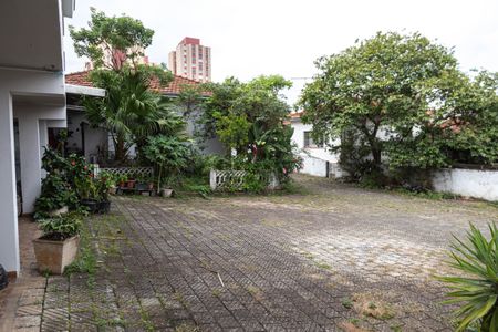 Casa à venda com 500m², 5 quartos e 5 vagas Casa à venda com 500m², 5 quartos e 5 vagasÁrea comum